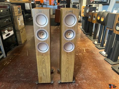 Kef R5 3 Way Floor Standing Speakers Walnut Finish Photo 4410456 Canuck Audio Mart