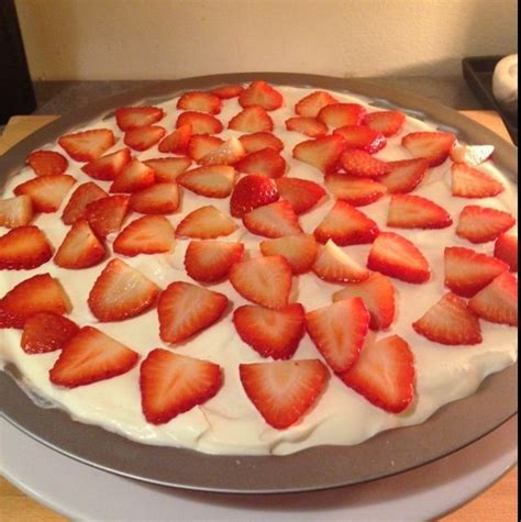 Icelandic Skyr Cake With Strawberries With Images Dessert Recipes