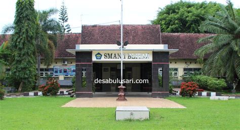 Sekolah Terbaik Di Jawa Timur Cek Sekolahmu Nomor Berapa