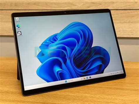 Surface Pro 8 I7 16GB 256GB (Graphite) like new