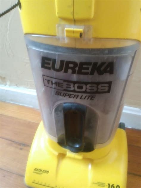 Eureka Bagless Upright The Boss Superlite For Sale In Providence Ri