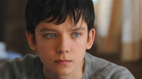 Asa Butterfield Biography Movies Age Net Worth Education Girlfriend 2020