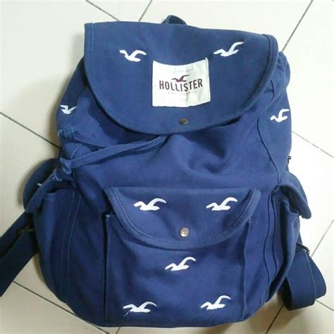 hollister backpack, Women's Fashion on Carousell