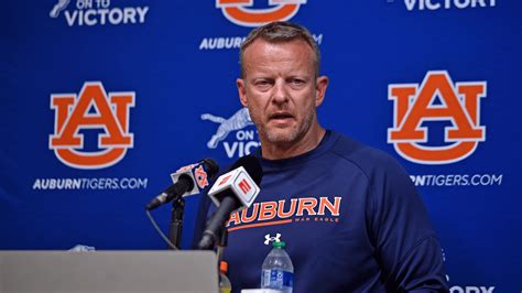 Rumors: Bryan Harsin Tells Auburn Players To Quit Rather Than Redshirt