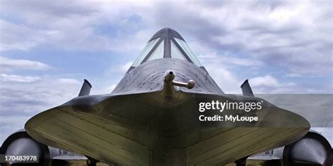 Sr-71 Blackbird Spy Plane Close-up Of Nose, Cockpit And Wings. News Photo - Getty Images