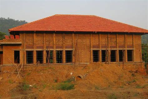 The 11 Pros And Cons Of Rammed Earth Construction Building Renewable