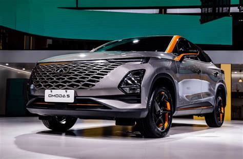 奇瑞甩出高端suv“王炸”，定位高于瑞虎8，或第二季度上市搜狐汽车搜狐网