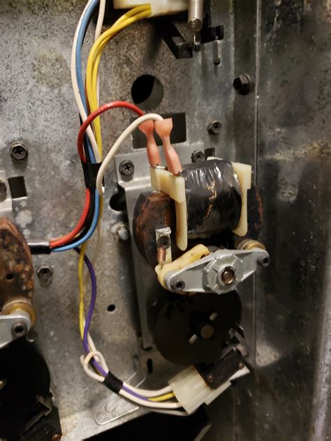 Why commuters are angry at the metrocard vending machine repair 12