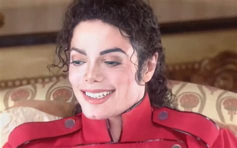 Michael Jacksons Estate Files Lawsuit To Regain Stolen Items After Barring Potential Sale