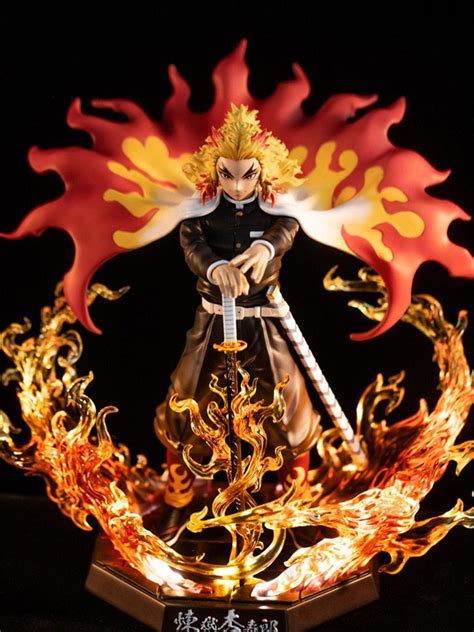 Figurine Demon Slayer Kyojuro Rengoku Mô hình Quỷ