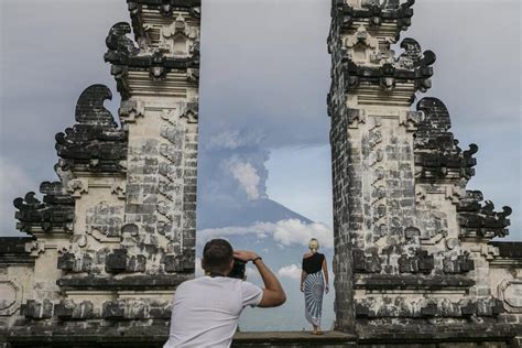 Bali L Eruzione Del Vulcano Agung Primopiano Ansa It