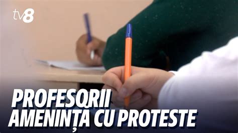 Profesorii amenință cu proteste Dascălii cer majorarea salariului până