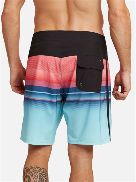 Ripley TRAJE DE BAÑO STRETCH ESTILO OCEÁNICO MULTICOLOR HOMBRE RIP CURL