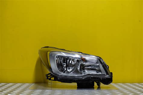 Subaru Forester Reflektor Lampa Zwyk A Led Usa Za Z Z Wroc Aw