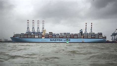 Größtes Containerschiff der Welt in Bremerhaven