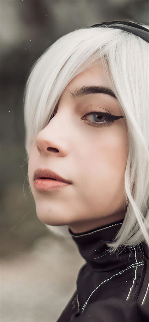 1125x2436 Eye 2b Nier Automata Cosplay 4k Iphone Xs Iphone 10 Iphone X