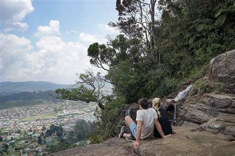 Lover's Leap Waterfall, Nuwara Eliya - Two Get Lost