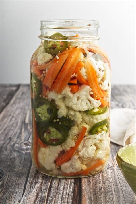 Pickled Cauliflower and Carrots - The Frozen Biscuit