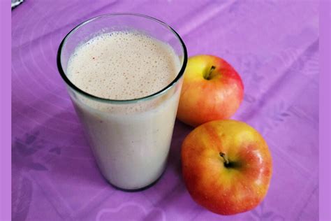 19 High-Calorie Smoothies for Healthy Weight Gain (Recipes)