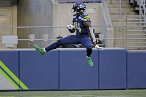 Seattle Seahawks Dk Metcalf Tyler Lockett Expected To Play Against