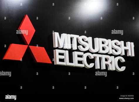 Mitsubishi logo hi-res stock photography and images - Alamy