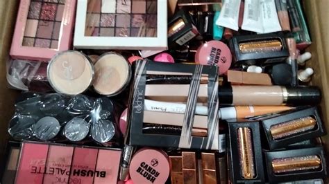 Imported Makeup Avail Kgs Wholesaler Wholesale Rates Saa