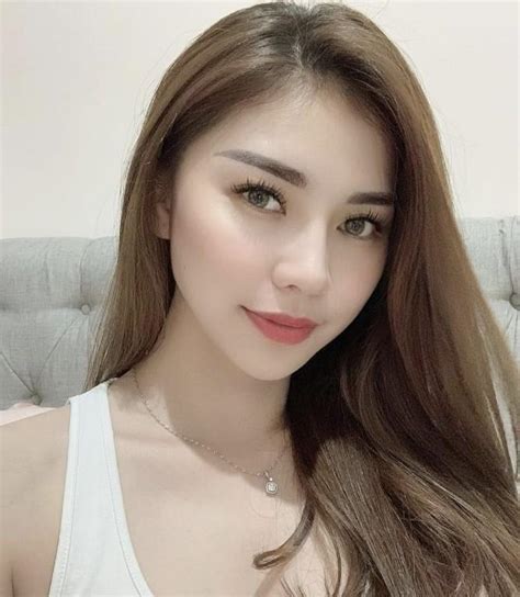 Available Escort Massage And Sex Jakarta Jakarta