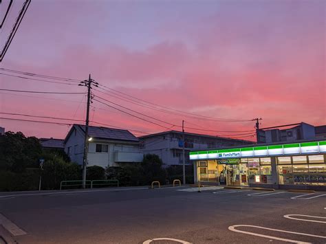 Red sky at 4am : r/Tokyo