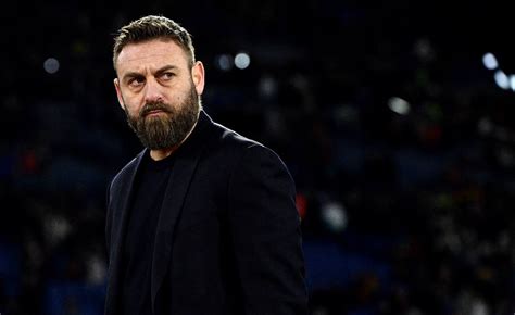 Frosinone Roma De Rossi Primo Tempo Brutto Huijsen Ha Fatto Una