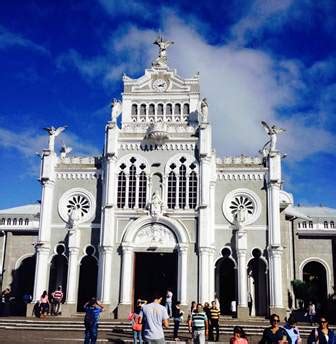 Costa Rica - History, Nature, Religion | UD Abroad Blog