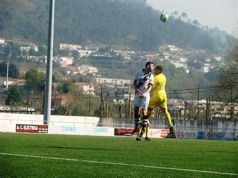 Associação Desportiva Ninense Grande partida de futebol resultou em empate