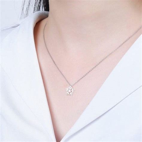 Dây Chuyền Lili Jewelry Bạc Nữ Đính Đá CZ Bông Tuyết LILI 548868 Màu