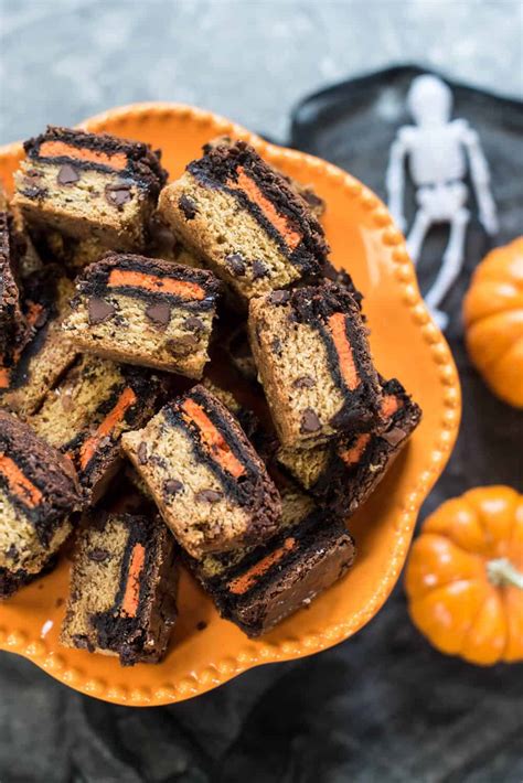 Halloween Oreo Brookie Bars | Valerie's Kitchen