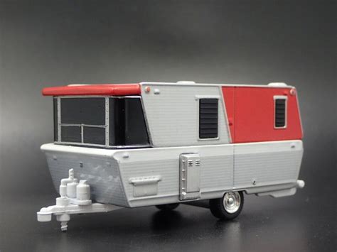 1961 61 Holiday House Camper Trailer Rare 164 Scale Diorama Diecast