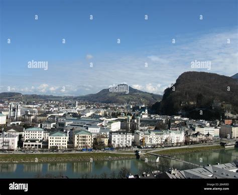 Salzburg Blick vom Mönchsberg Stock Photo Alamy