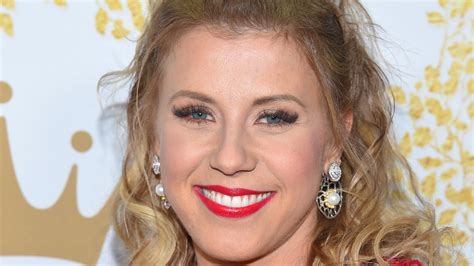 The Real Reason Jodie Sweetin Was Pushed To The Ground During A Recent