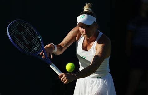 Ondas de Choque en Wimbledon: Vondrousova Aplasta a Kessler, Busca un