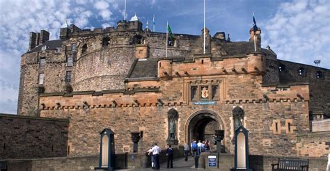 Edinburgh Castle Guided Walking Tour With Entry Ticket Getyourguide