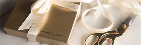 Top Personalized Business Gifts for Employees | Lux Bond & Green