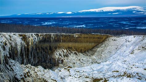 Watch Drone Delve Into Siberia S Growing Gateway To The Underworld