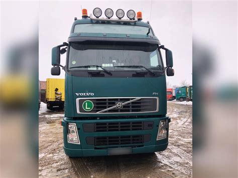 Volvo Fh Standard Truck Tractor Buy Used In Romania Machinerypark