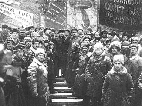 La RevoluciÓn De Octubre De 1917 Galería De Fotos Y Película Sobre La