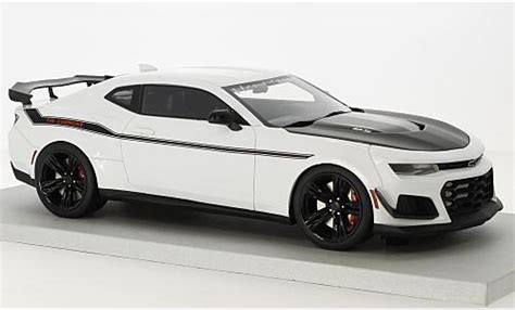 Miniature Chevrolet Camaro 118 Lucky Step Models Zl1 1le Hennessey