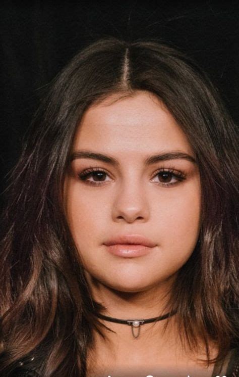 Selena Gomez Face Shot