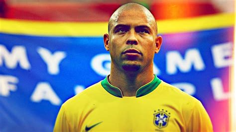 Ronaldo Fenomeno A Living Legend Hd Youtube