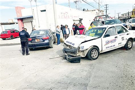 Deja Choque Da Os Y Una Lesionada Z Calo