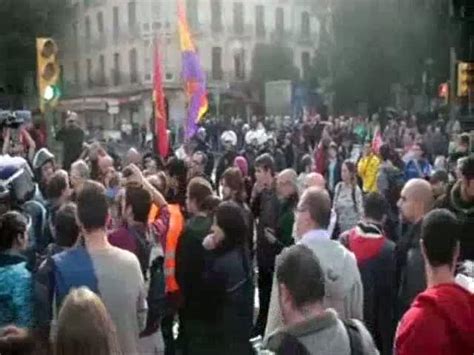 Dos Detenidos Y Cargas Policiales Durante Una Concentraci N