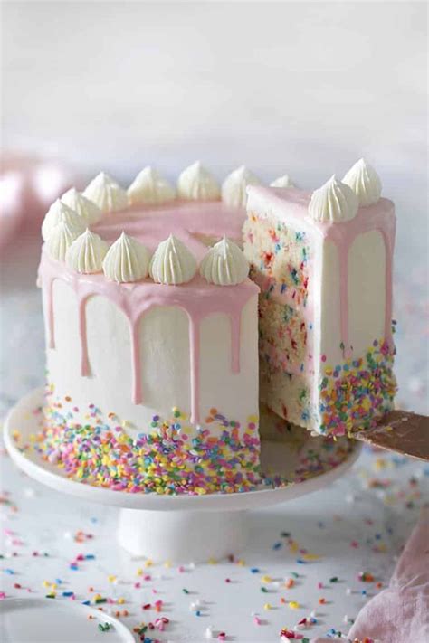 Funfetti Cake | Best birthday cake recipe, Birthday cake recipe, Cool ...