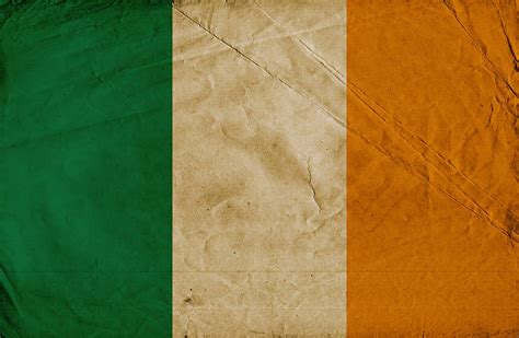 400+ Old Irish Flag Stock Photos, Pictures & Royalty-Free Images - iStock