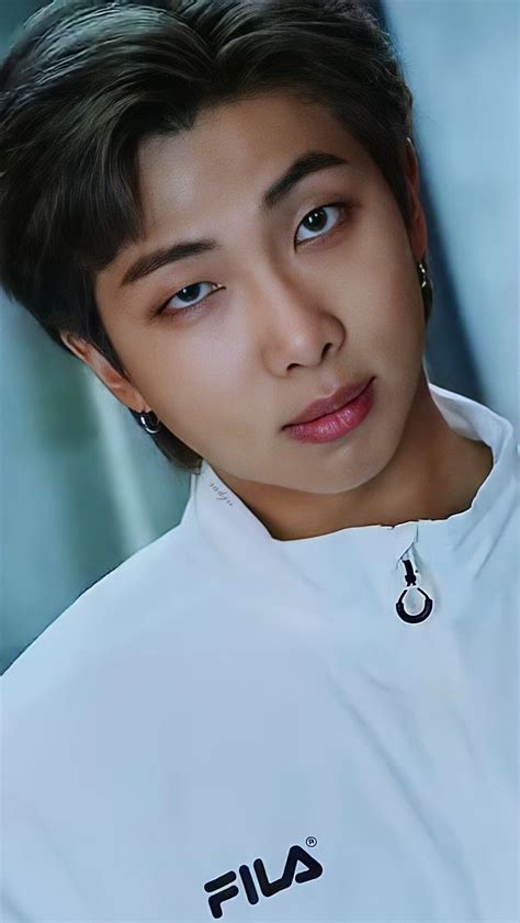 Пин от пользователя 𝑩𝒂𝒏𝒈𝒕𝒂𝒏 𝑺𝒐𝒏𝒚𝒆𝒐𝒏 на доске Namjoon Красивые мужчины Мужчины Формы губ